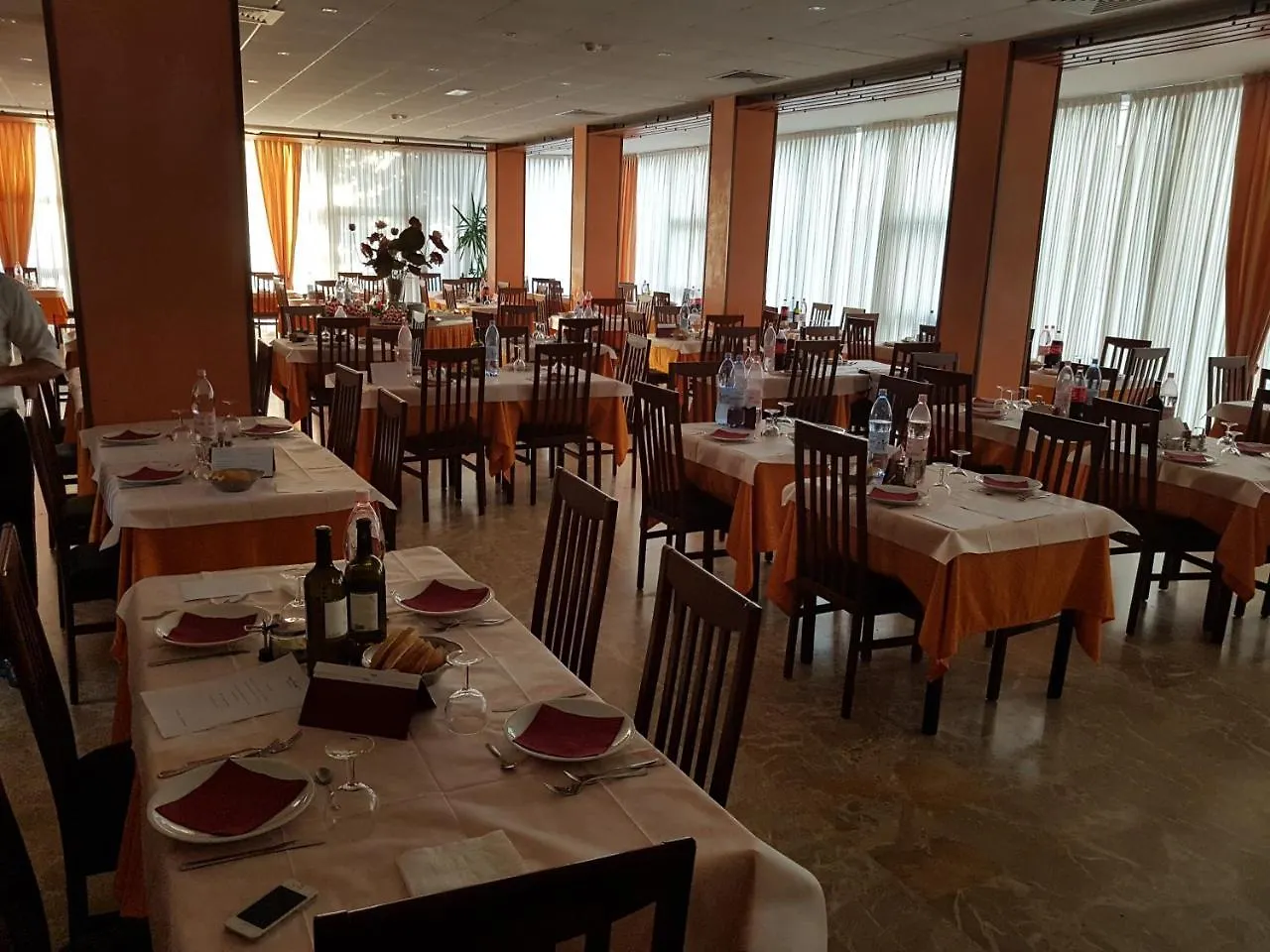 Hotel Fabius Rimini 3*,
